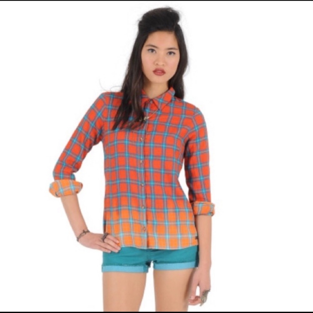 Volcom Ombré Red/Orange Plaid Button Front Shirt